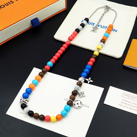 Louis Vuitton LV adjustable cord embellished wooden inscription metal beaded necklace-3950