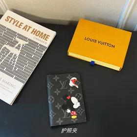 Louis Vuitton LV animated letters passport holder-3842