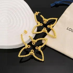 Louis Vuitton LV four-leaf clover hollow twist earrings-3919