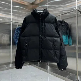 Moncler's new logo 3D rubber strip loose-fitting casual down jacket-5311