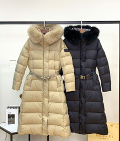 Burberry new long-length, fitted down jacket with fur-trimmed hood-5345
