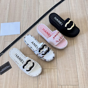 Chanel new embroidered platform beach sandals-5706