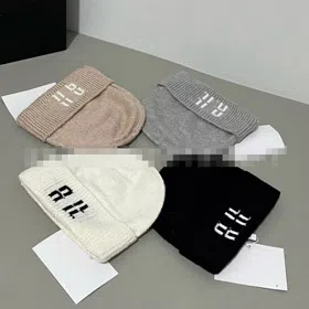 Miu Miu new embroidered knitted hat-5843