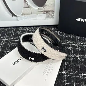 Chanel's new luxury headband-6271