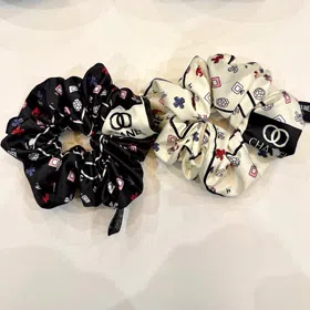 Chanel's new printed scrunchie-6281