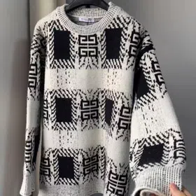 Givenchy Loose-Fit Stylish Plaid Crew-Neck Sweater-6664